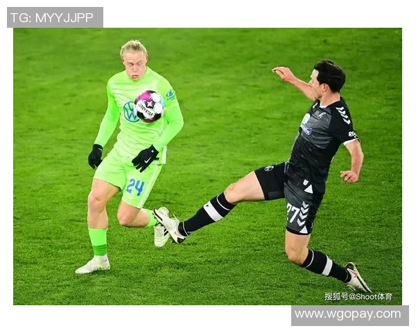 沙尔克04主场表现强劲，击败沃尔夫斯堡取得胜利